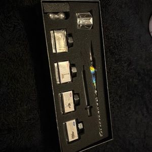 Glass dip pen with ink